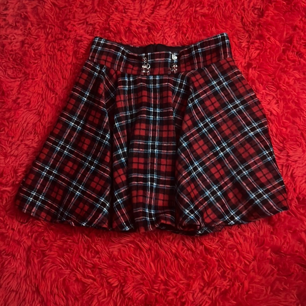 Medium blue and red plaid skirt with small corset in the front